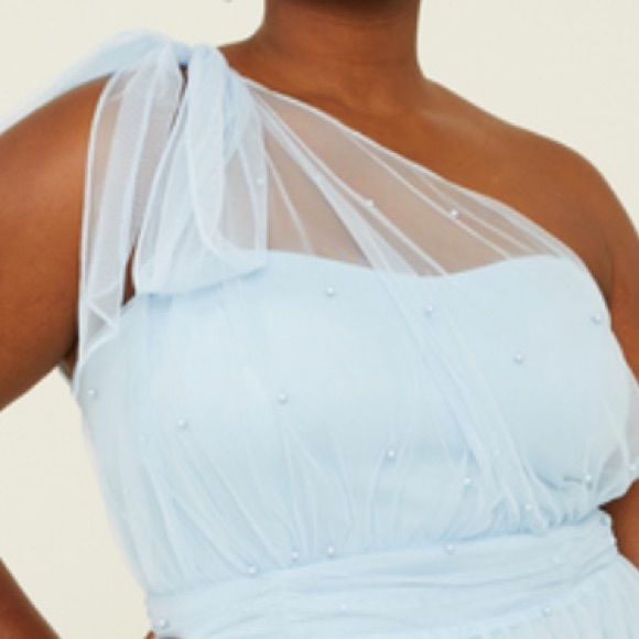 beautiful one shoulder mesh dress with pearl detail - Picture 5 of 6